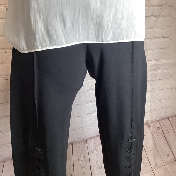 1680. BCBG Black Leggings NWOT Size M - Picture 7 of 8
